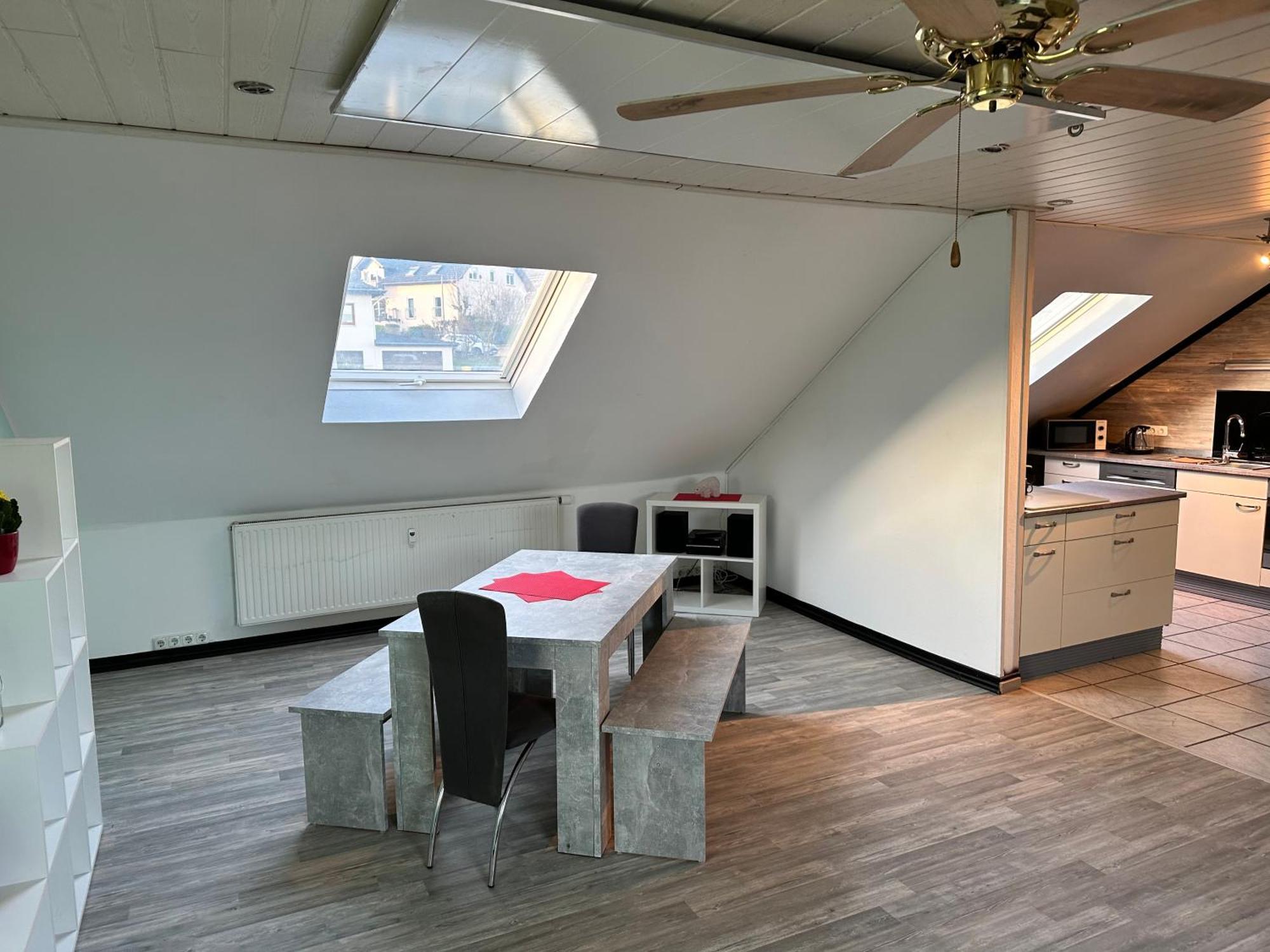 Monteurwohnung - Ferienwohnung Naehe Limburg An Der Lahn Flacht Exterior photo